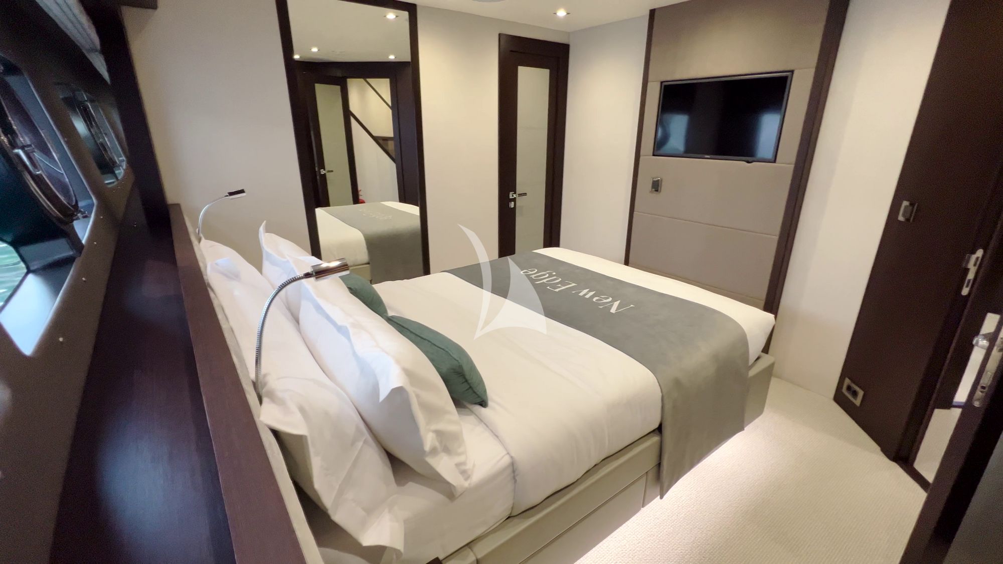 NEW EDGE Sunseeker 95 - VIP cabin 2